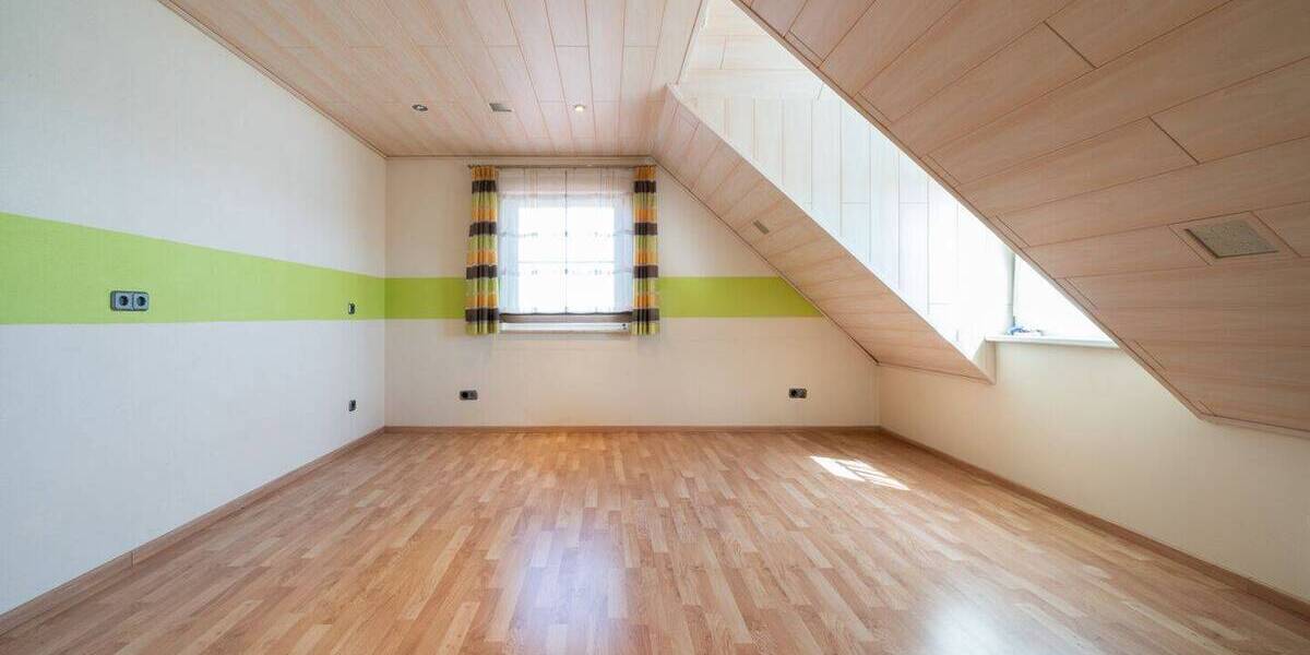 Mehrfamilienhaus, Wohnhaus Auhausen Dornstadt - 8 Zimmer, 209 m&sup2;, 535.000&euro; | Angebot:26805022