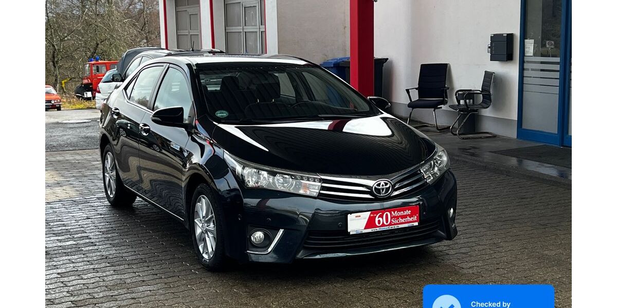 Toyota Corolla 185.000 km 9.450 &euro; Oberndorf am Neckar 78727