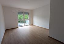 Neubau: moderne 2 Zimmer Wohnung mit Einbauküche, Terrasse und Stellplatz