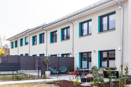 Erstbezug: neues Reihenhaus! 123 m² Wfl, 5 Zimmer, 2 Bäder