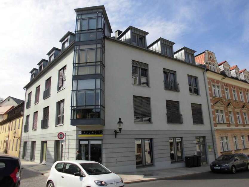Wohnung zum Mieten in Freiberg 325 € 41.27 m²