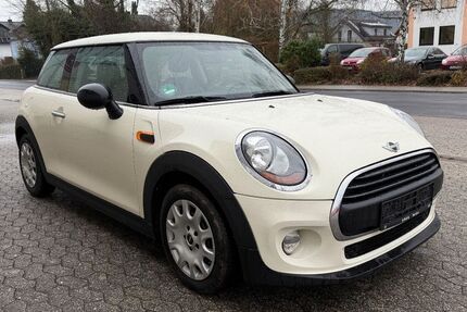 Mini One First 110.000 km 7.999 &euro; Remagen 53424