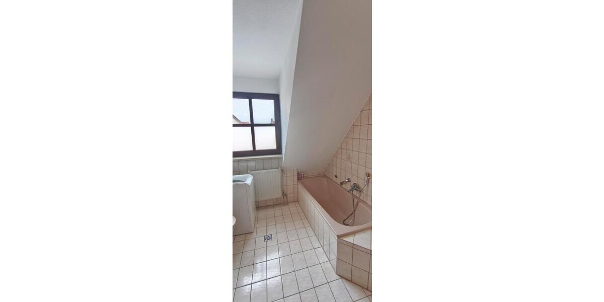 Etagenwohnung Ebermannstadt - 2 Zimmer, 82 m&sup2;, 697&euro; | Angebot:26150607