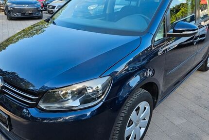 VW Touran 140.500 km 10.650 &euro; Lachen-Speyerdorf 67435