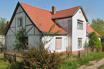 Haus Nienburg (Saale) - 3 Zimmer, 96 m&sup2;, 49.900&euro; | Angebot:27621969