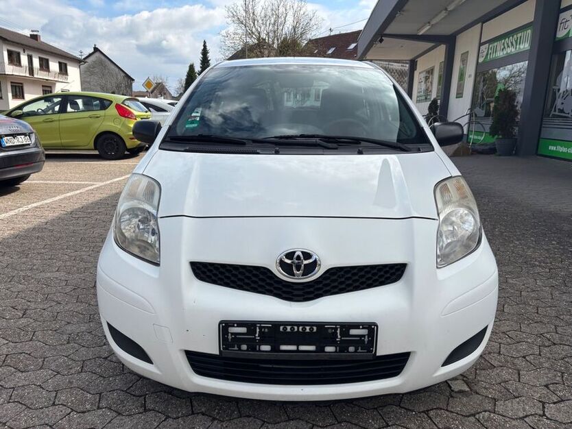 Yaris