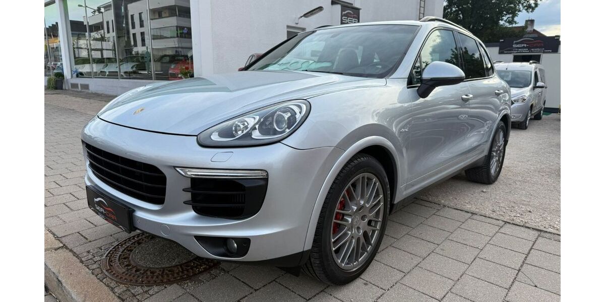 Porsche Cayenne 171.000 km 25.800 € Roth 91154