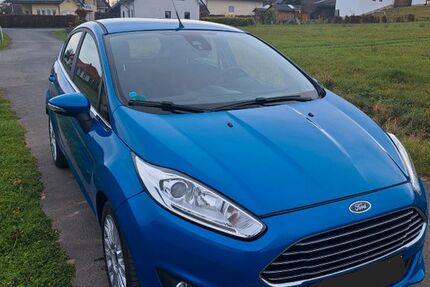 Ford Fiesta 105.000 km 5.800 &euro; Hoffeld 53534