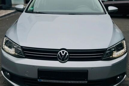 VW Jetta 145.400 km 8.100 &euro; Kassel 34125