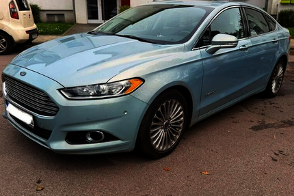 Ford Fusion 113.000 km 9.999 &euro; Aachen 52070