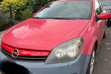 Opel Astra 262.000 km 1.199 &euro; Wiesbaden 65191