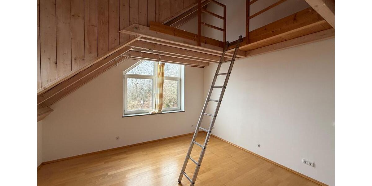 Einfamilienhaus Essenbach - 6 Zimmer, 180 m&sup2;, 2.250&euro; | Angebot:26102327