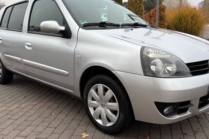 Renault Clio 95.000 km 2.700 &euro; Erfurt 99085