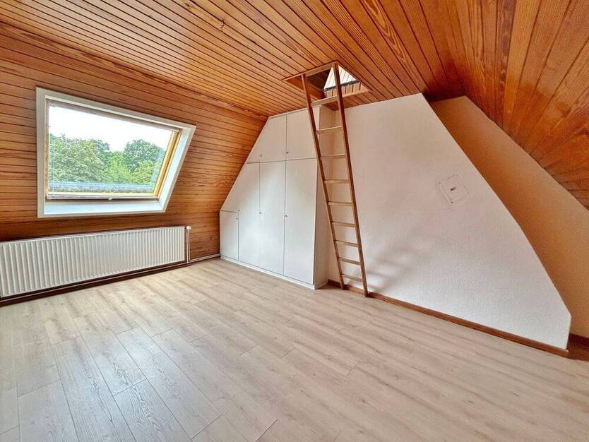 Gartenfans aufgepasst - frisch renoviert in zentraler Lage!
