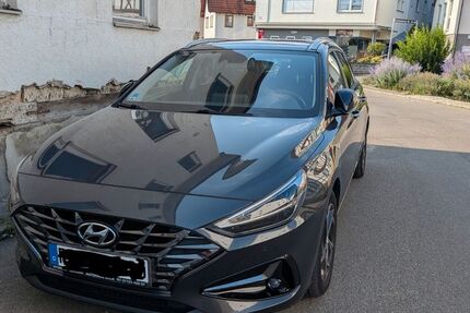 Hyundai i30 89.000 km 17.500 &euro; Reutlingen 72766