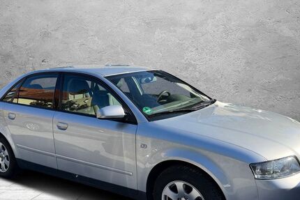 Audi A4 115.000 km 3.499 &euro; Detmold 32758