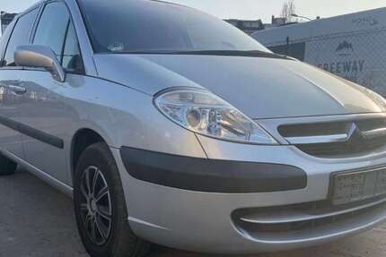 Citroen C8 147.000 km 3.500 € Berlin 10551