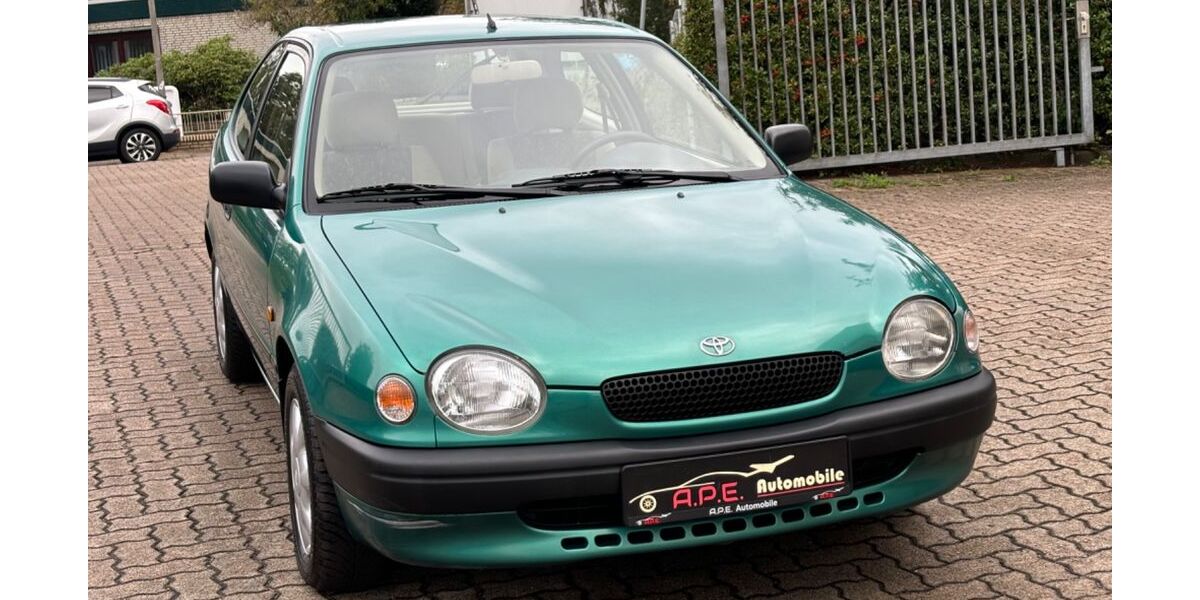 Toyota Corolla 100.000 km 2.999 &euro; Norderstedt 22848