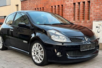 Renault Clio 219.628 km 8.499 &euro; Nürnberg 90461