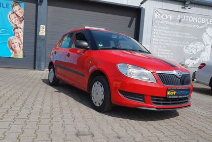 Skoda Fabia 84.400 km 4.990 &euro; Baden-Württemberg - Wendlingen am Neckar 73240