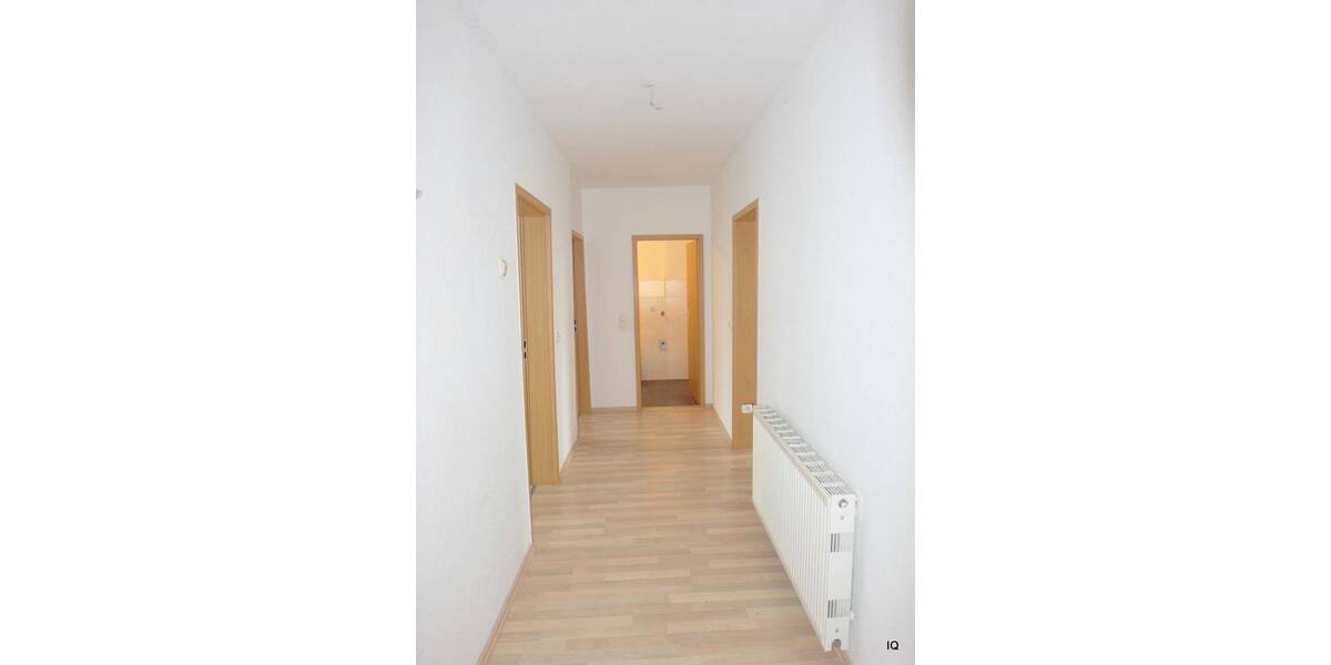 Etagenwohnung Döbeln Sörmitz - 3 Zimmer, 74 m&sup2;, 385&euro; | Angebot:26028680