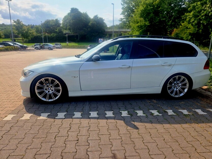BMW 3er Touring 254.000 km 5.500 € Hildesheim 31134