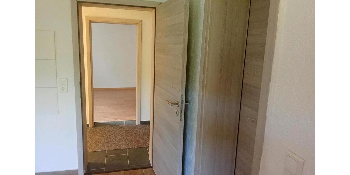 Etagenwohnung Weißenbrunn - 4 Zimmer, 110 m&sup2;, 150.000&euro; | Angebot:26445675