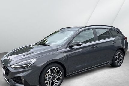 Hyundai i30 1.001 km 32.990 &euro; Bremen 28757
