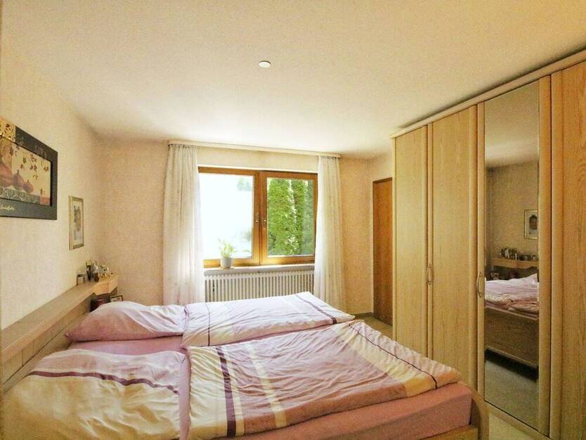 Ihr Panorama-Refugium: Ein- oder Zweifamilienhaus mit fantastischer Aussicht