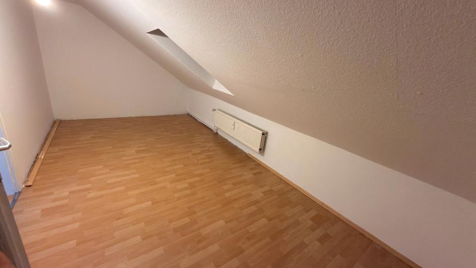 Dachgeschoßwohnung Löningen - 3 Zimmer, 60 m&sup2;, 450&euro; | Angebot:26261986