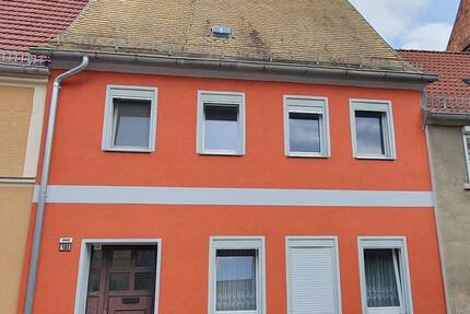 Haus Bad Schmiedeberg - 5 Zimmer, 115 m&sup2;, 70.000&euro; | Angebot:25725620