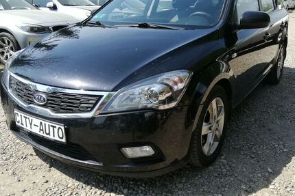 Kia ceed / Ceed 100.000 km 4.970 &euro; Berlin - Französische Buchholz 13127