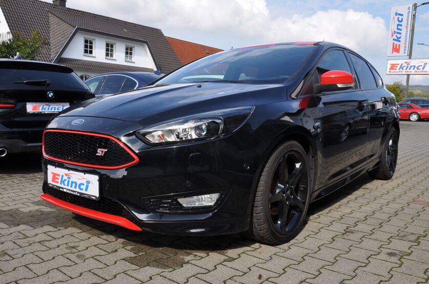 Ford Focus 41.724 km 12.900 € Schlüchtern 36381