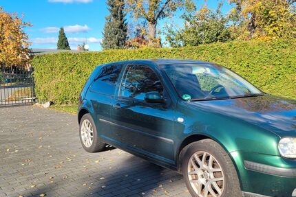 VW Golf 229.724 km 1.399 € Priort 14641