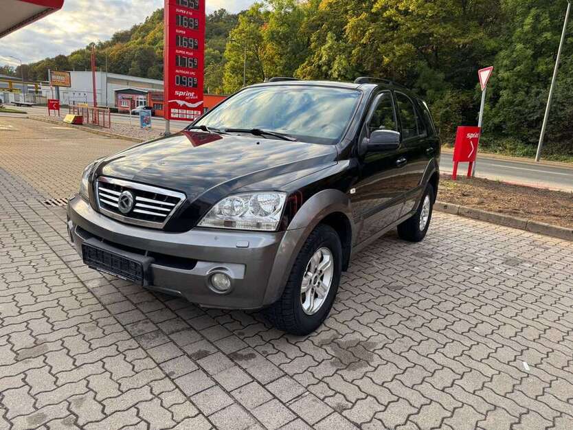 Kia Sorento 196.000 km 2.600 € Dresden 01187