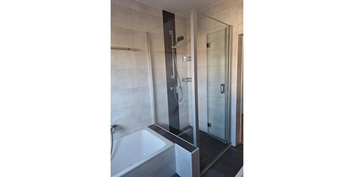 Etagenwohnung Solms - 3.5 Zimmer, 125 m&sup2;, 1.000&euro; | Angebot:26314672