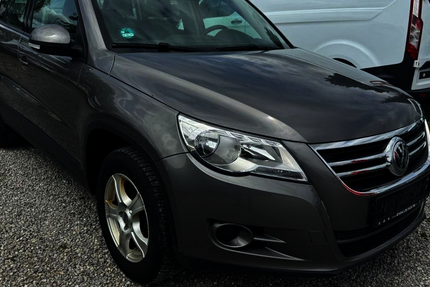 VW Tiguan 169.000 km 6.990 &euro; Schwenningen 78056