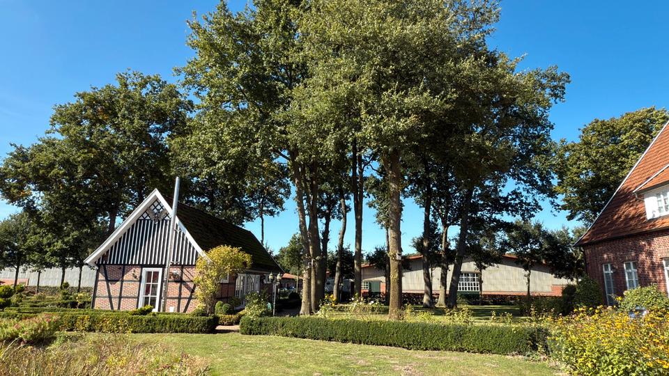 Bauernhaus, Landhaus Menslage - 8 Zimmer, 439 m&sup2;, 2.345.000&euro; | Angebot:26676927