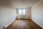 Etagenwohnung Riesa - 3 Zimmer, 61 m&sup2;, 450&euro; | Angebot:24987014
