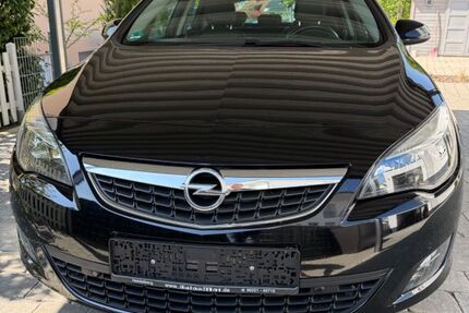 Opel Astra 158.537 km 5.200 &euro; Forst 76694