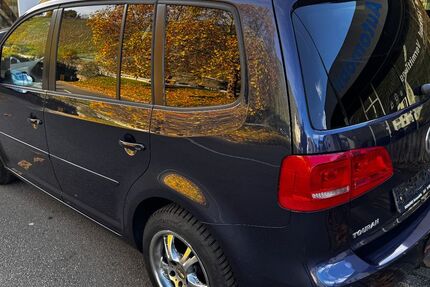 VW Touran 167.000 km 10.350 &euro; Zell (Mosel) 56856