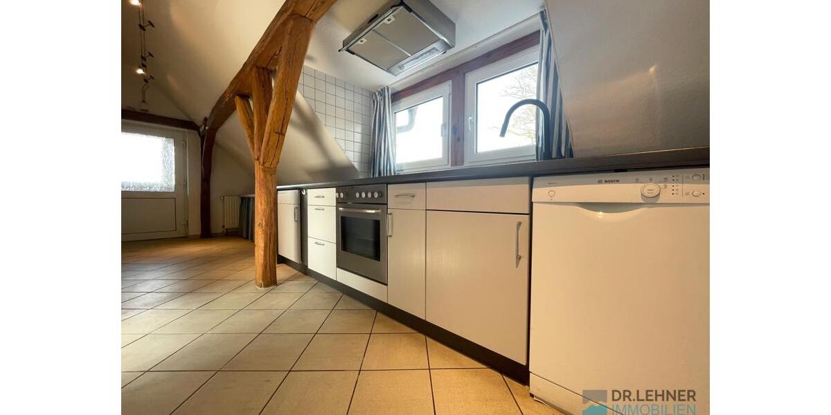 Dachgeschoßwohnung Arneburg - 3 Zimmer, 60 m&sup2;, 540&euro; | Angebot:25903053