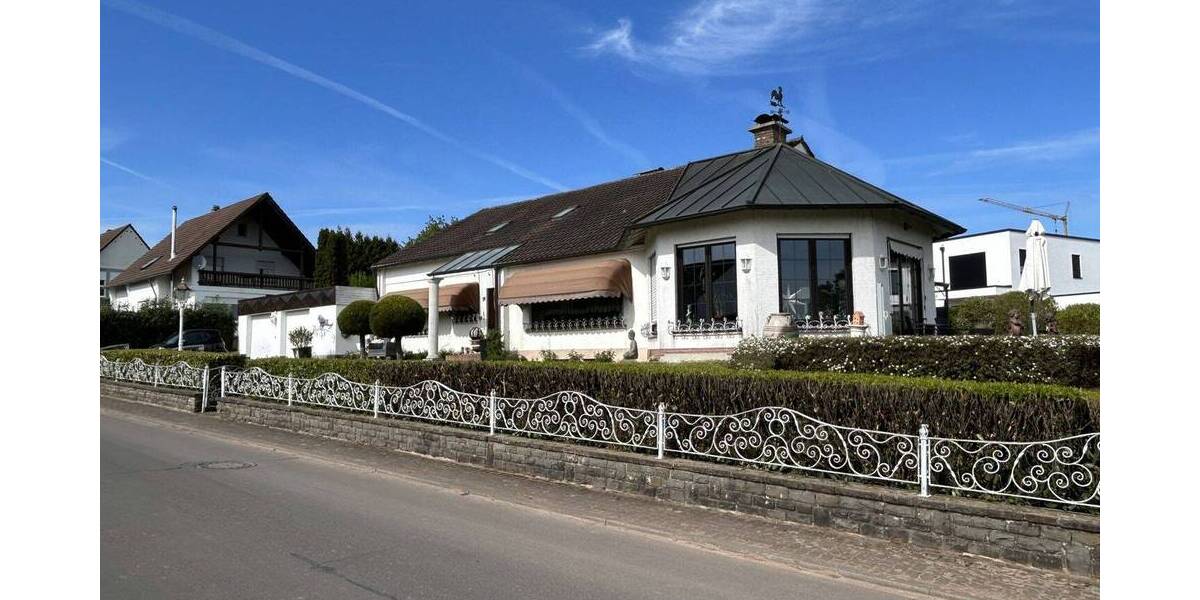 Einfamilienhaus Wittlich / Dorf Dorf - 7 Zimmer, 240 m&sup2;, 549.000&euro; | Angebot:26834812