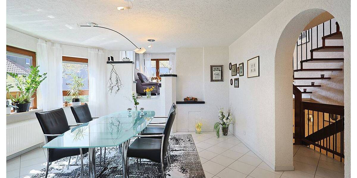 Doppelhaushälfte Böblingen Dagersheim - 6 Zimmer, 185 m&sup2;, 750.000&euro; | Angebot:26570058