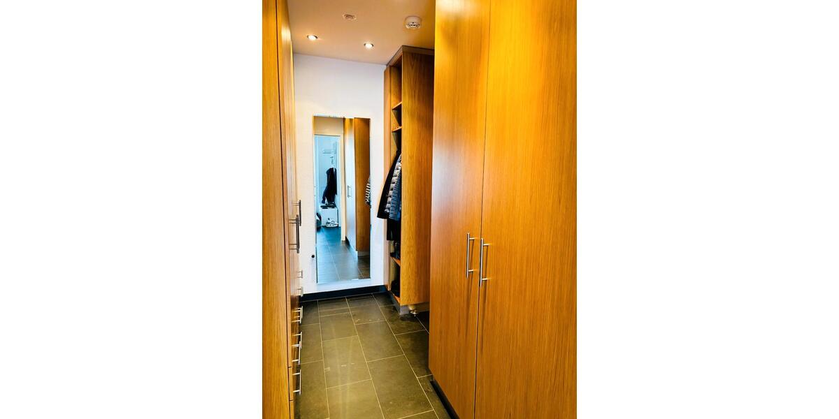 Dachgeschoßwohnung Gärtringen - 3.5 Zimmer, 94 m&sup2;, 1.100&euro; | Angebot:26381409