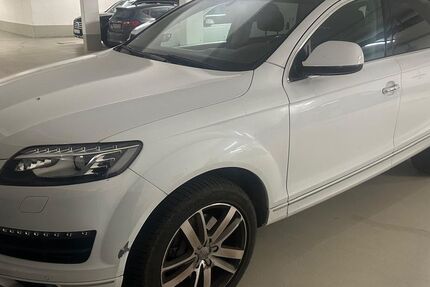 Audi Q7 167.000 km 18.900 &euro; Frankfurt 60437