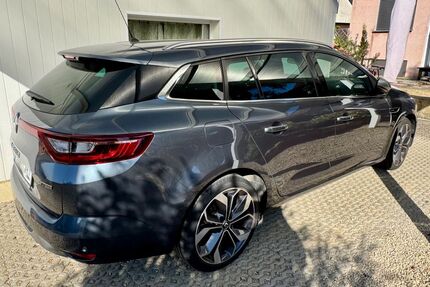 Renault Megane 106.000 km 11.900 &euro; Morscheid 54317