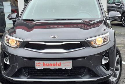 Kia Stonic 85.900 km 13.770 € Olpe 57462