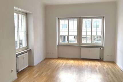 Wohnung Stuttgart Stuttgart-Ost - 3.5 Zimmer, 100 m&sup2;, 1.380&euro; | Angebot:26906619