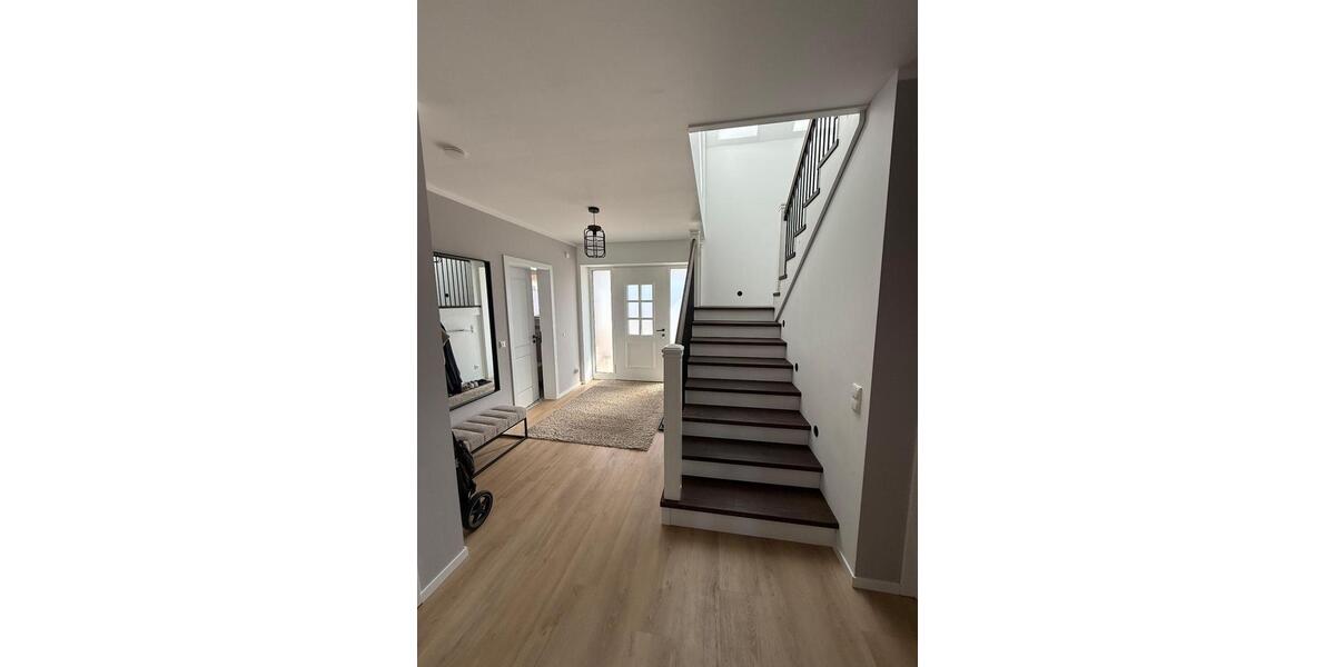 Einfamilienhaus Wahrenholz - 7 Zimmer, 251 m&sup2;, 749.000&euro; | Angebot:26491038